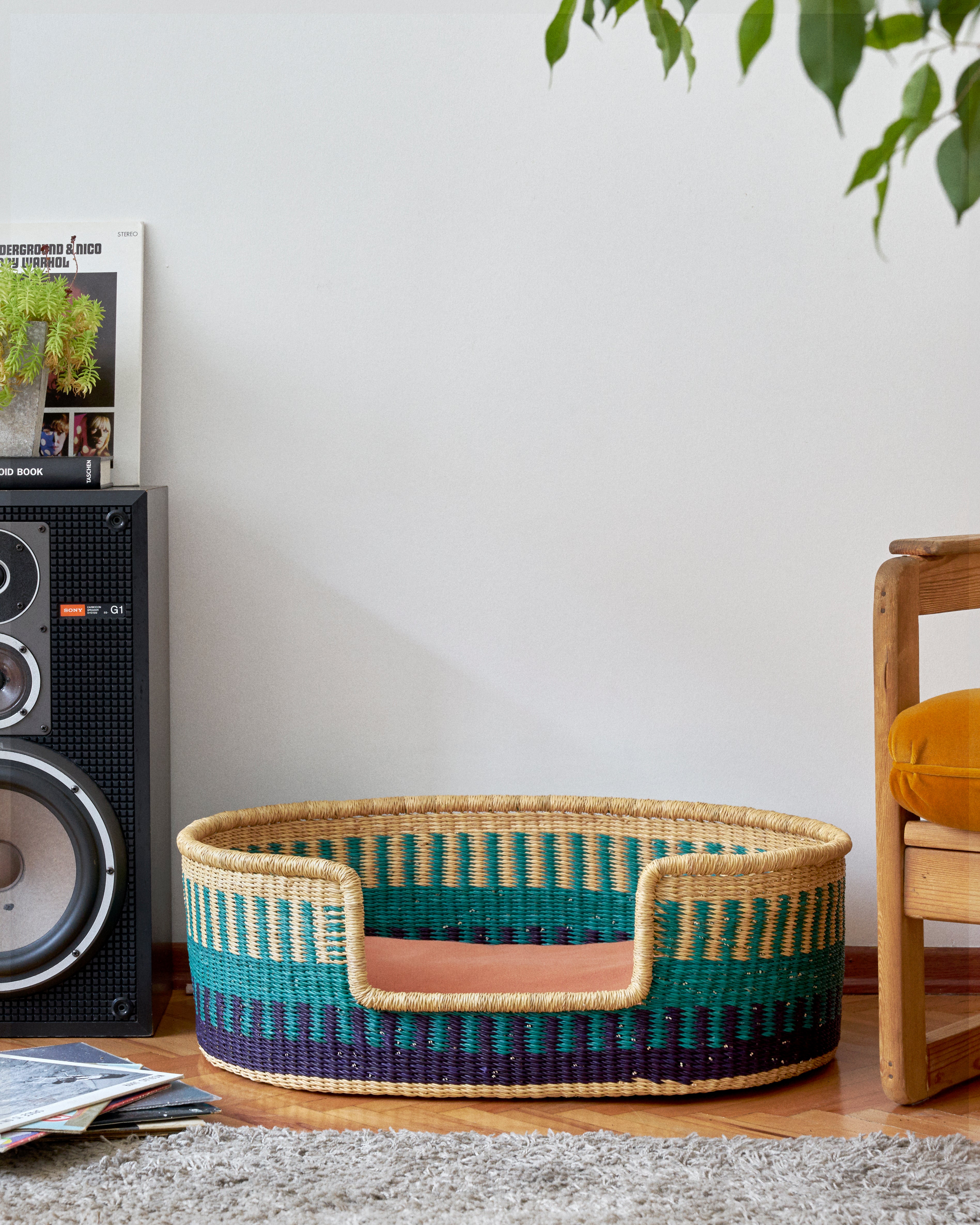 Layka Hand-Woven Dog Bed