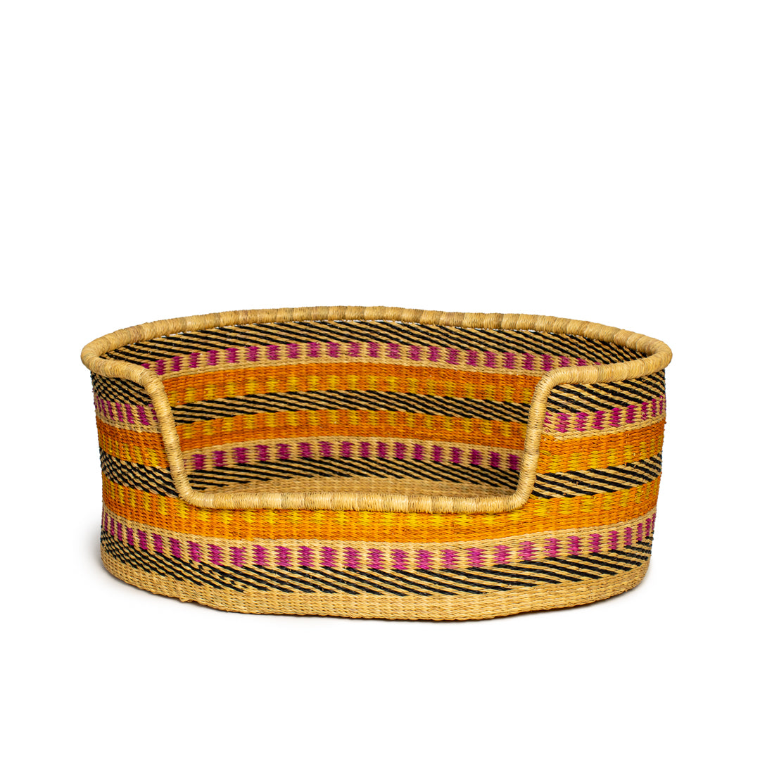 Star Hand-Woven Dog Bed